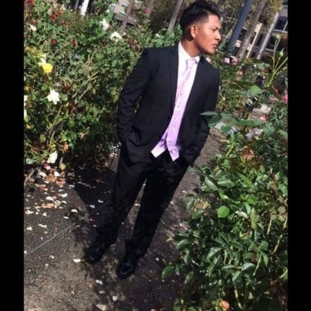 Meet your Posher, Adrian